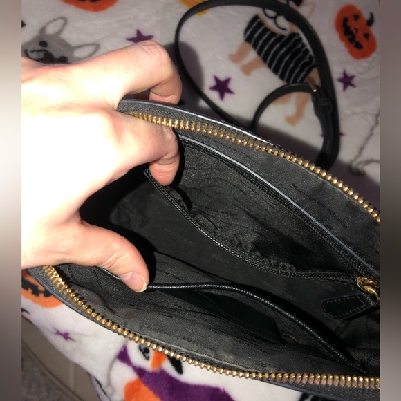 Michael Kors Crossbody - Picture 7 of 11